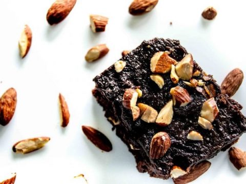 Chocolate Frosted Brownies with Almonds 3 e1536895601720
