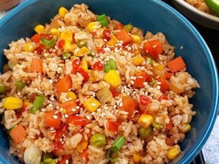 Hibachi Fried rice served in blue bowl.jpgfit4372c655ssl1