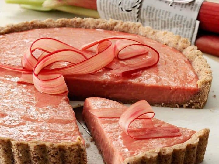 Rhubarb Tart with Shortbread Crust exps160800 HCA2379809C05 23 3bC RMS