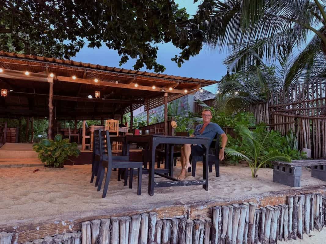 eating at Jun Hom Seafood Koh Samui