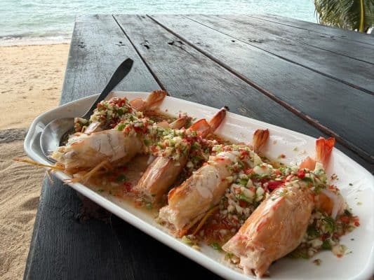 Jun Hom Seafood Review: Michelin Bib Gourmand Beachfront Dining on Koh Samui