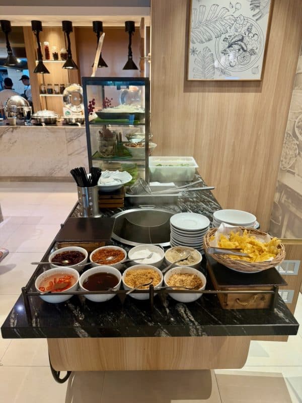 Asian noodle soup cart in MoMo Cafe at the Courtyard by Marriott Bangkok. 